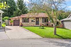 45 CHEVIOT PLACE | London Ontario | Slide Image Two