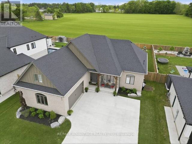 177 MARTIN ROAD Strathroy-Caradoc Ontario, N0L 1E0 - 3 Bedrooms Home For Sale