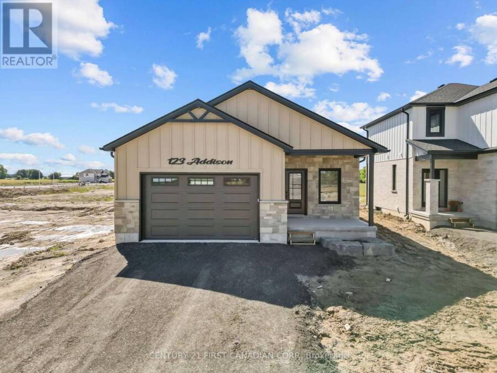 123 ADDISON AVENUE, Lucan Biddulph, Ontario N0M 2J0