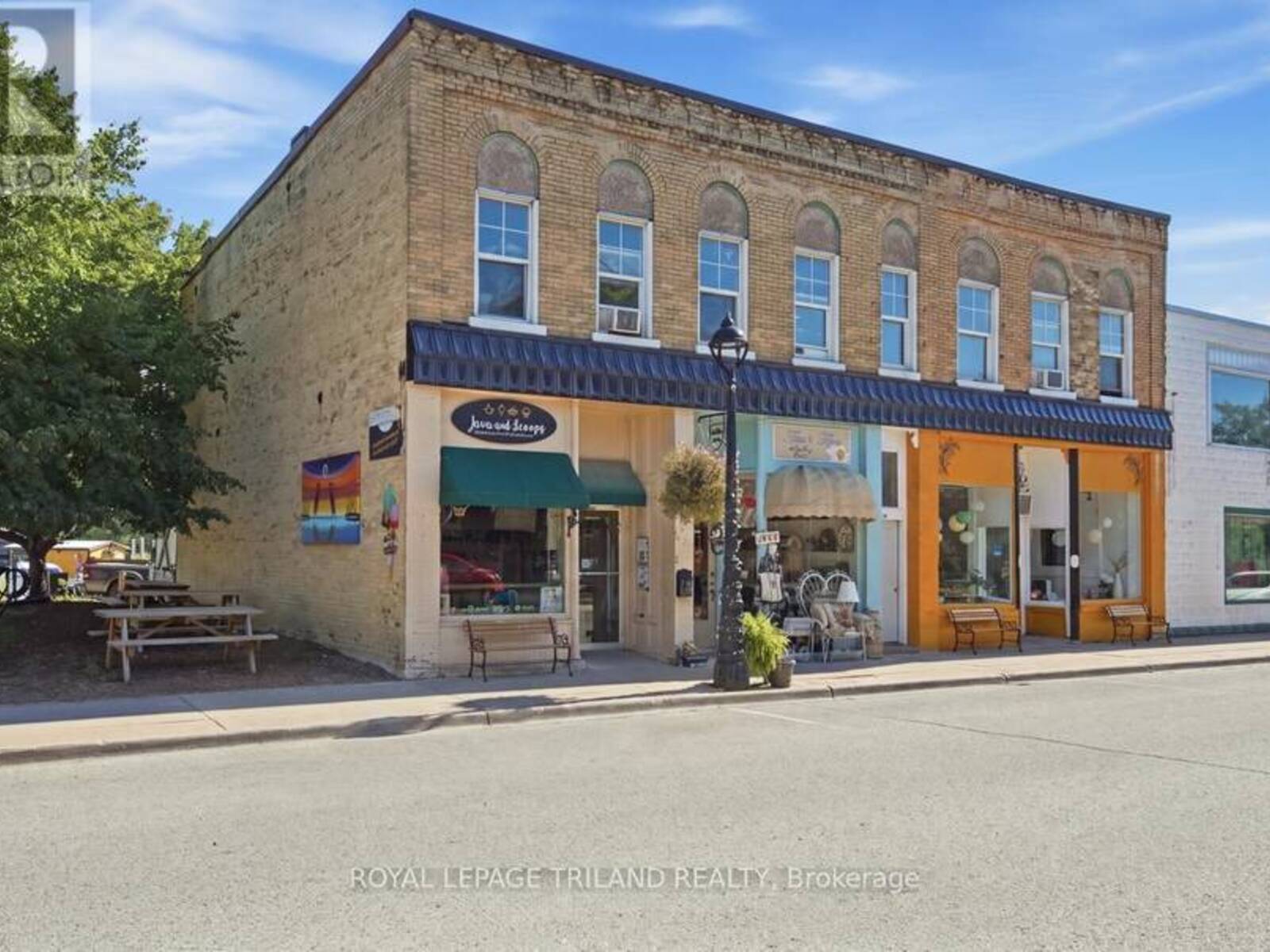 51 KING STREET W, Lambton Shores, Ontario N0N 1J0