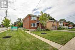 587 LAMBTON STREET | London Ontario | Slide Image Two