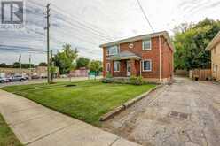 587 LAMBTON STREET | London Ontario | Slide Image One