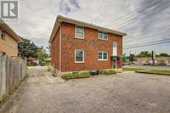 587 LAMBTON STREET | London Ontario | Slide Image Eight