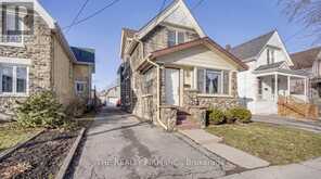 924 PRINCESS AVENUE | London Ontario | Slide Image Two