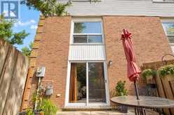 32 - 110 DEVERON CRESCENT | London Ontario | Slide Image Forty-one