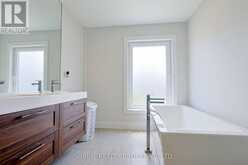 2170 DEBRA DRIVE | London Ontario | Slide Image Thirty