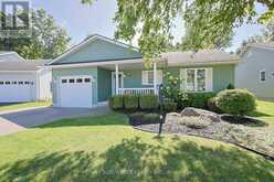 353 SHANNON BOULEVARD | Grand Bend Ontario | Slide Image Seven