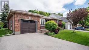 839 GUILDWOOD BOULEVARD | London Ontario | Slide Image Two