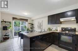 1986 DENVIEW AVENUE | London Ontario | Slide Image Nine