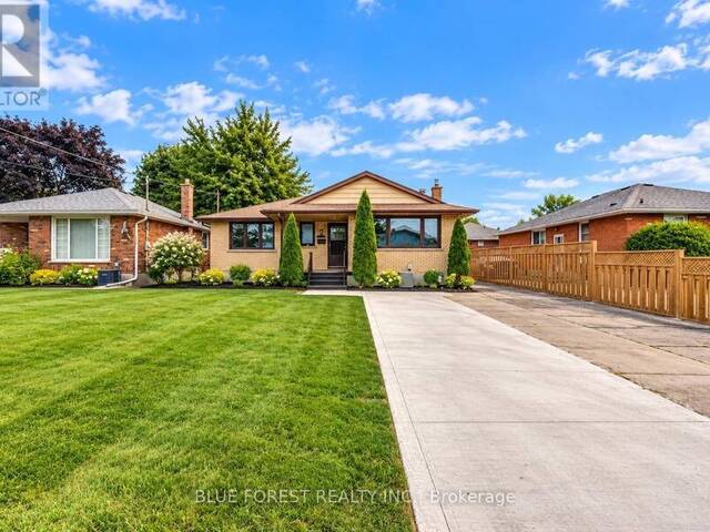 1688 TRAFALGAR STREET London Ontario, N5W 1X3 - 5 Bedrooms Home For Sale