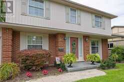 44 SPENCER CRESCENT | London Ontario | Slide Image Two