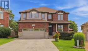 813 DEER RIDGE PLACE | London Ontario | Slide Image One