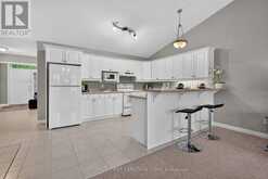 22 - 87 DONKER DRIVE | St. Thomas Ontario | Slide Image Ten