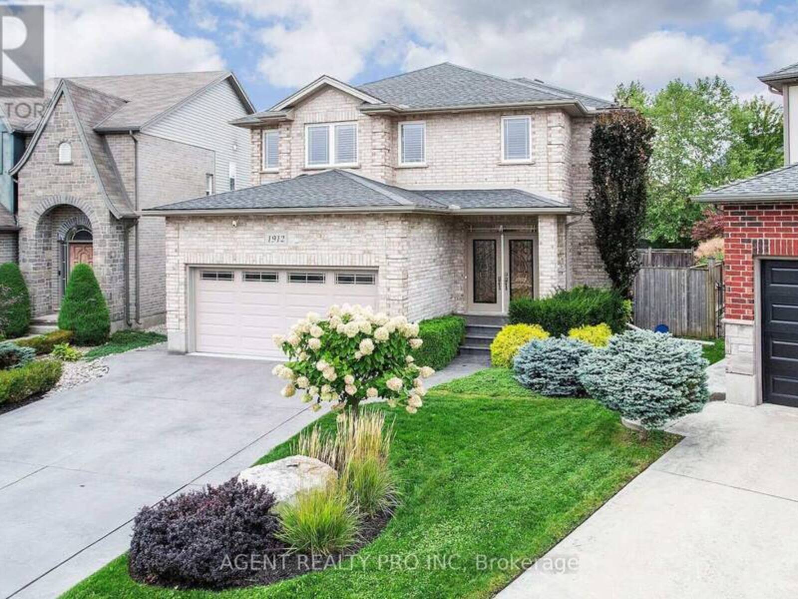 1912 JUBILEE DRIVE, London, Ontario N6G 0H6