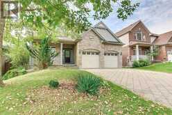 322 CHAMBERS PLACE | London Ontario | Slide Image Two