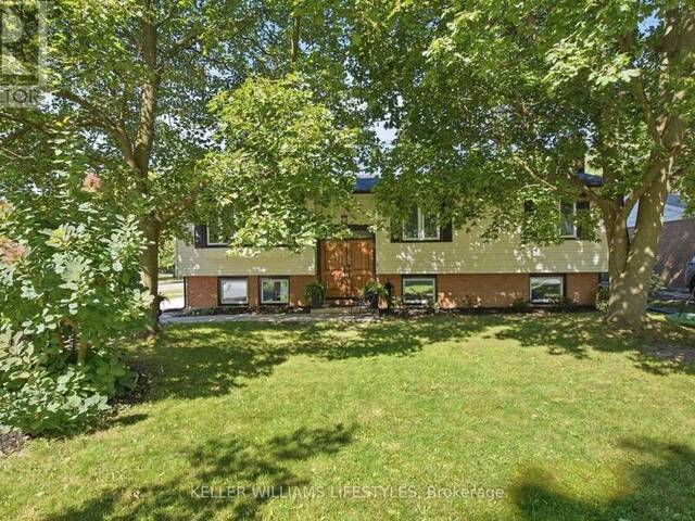 1 QUEEN ANNE CIRCLE London Ontario, N6H 4B6 - 5 Bedrooms Home For Sale