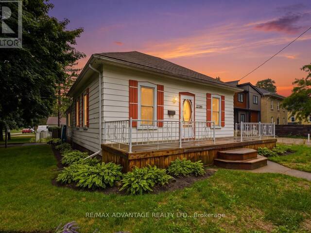 22383 ADELAIDE ROAD Mount Brydges Ontario, N0L 1W0 - 2 Bedrooms Home For Sale