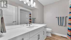 25 - 17 NICHOLSON STREET | Lucan Biddulph Ontario | Slide Image Eleven