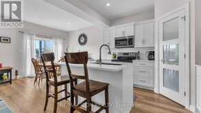 25 - 17 NICHOLSON STREET | Lucan Biddulph Ontario | Slide Image Four