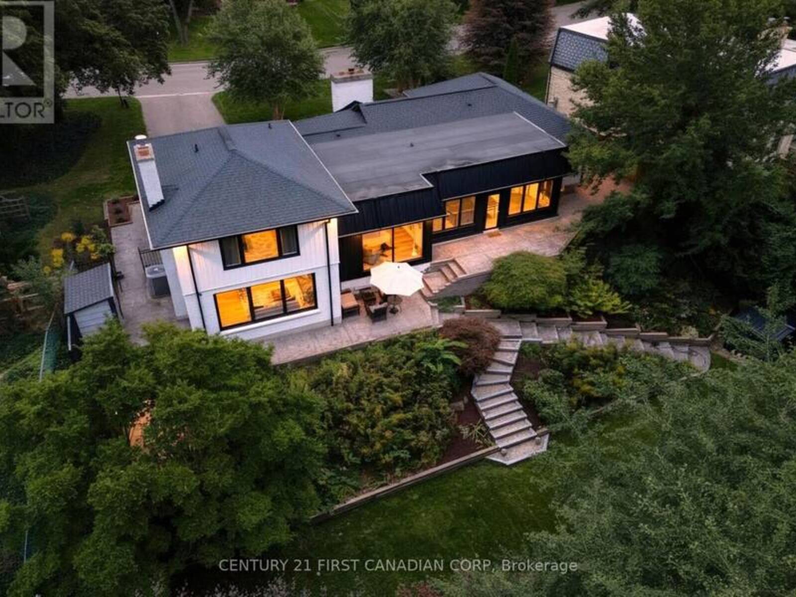 1125 THE PARKWAY, London, Ontario N6A 2X2