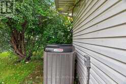 76 FOX MILL CRESCENT | London Ontario | Slide Image Forty-seven