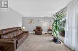 76 FOX MILL CRESCENT | London Ontario | Slide Image Nine