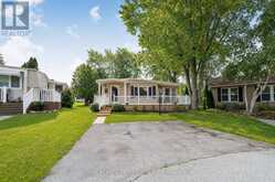 131 SUNNINGDALE PLACE | Grand Bend Ontario | Slide Image Thirty-seven