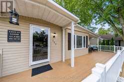 131 SUNNINGDALE PLACE | Grand Bend Ontario | Slide Image Nine