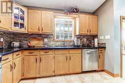 83 MARTINET AVENUE | London Ontario | Slide Image Eight