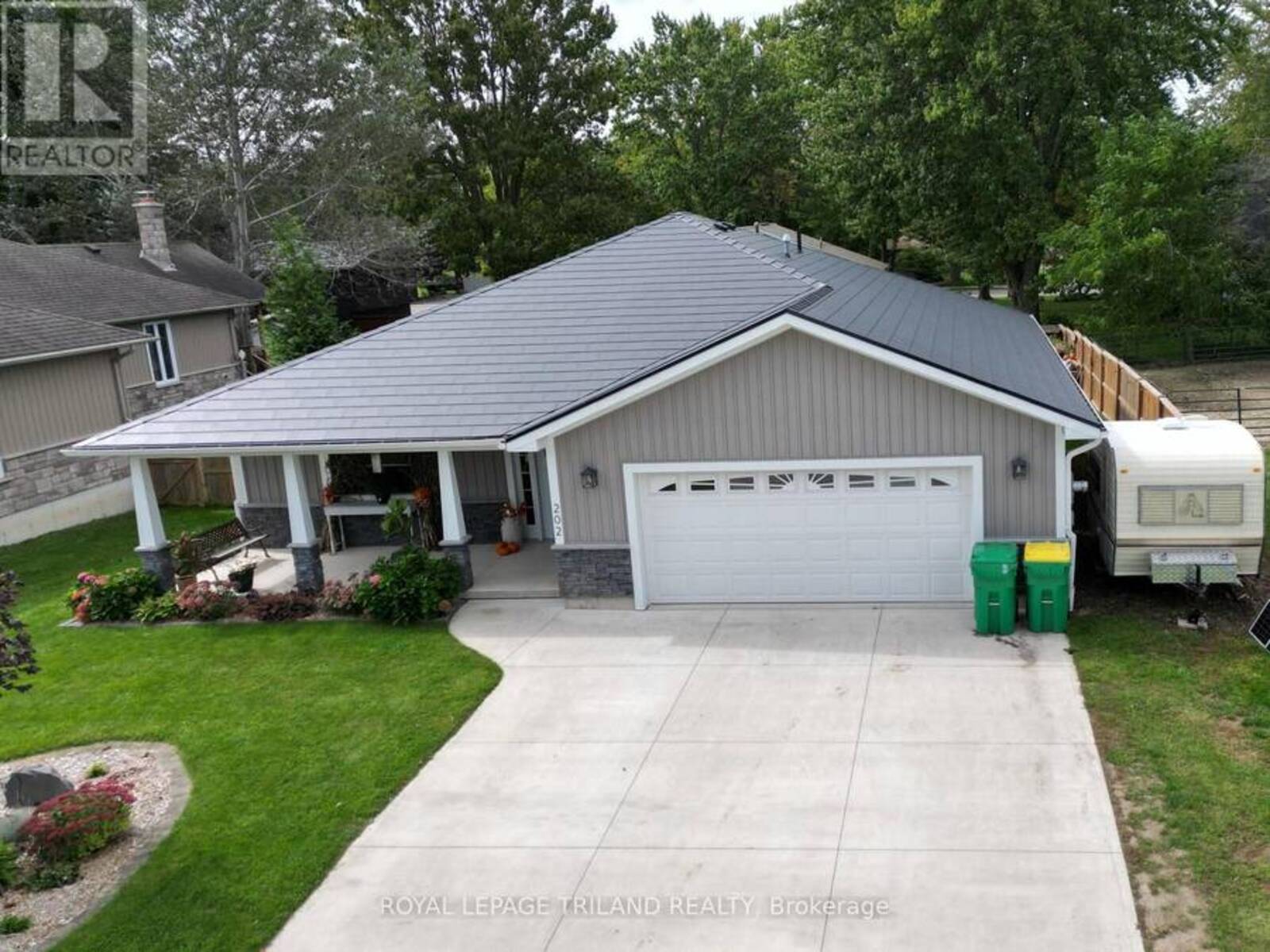 202 REYCRAFT AVENUE, Southwest Middlesex, Ontario N0L 1M0