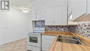 59 MAITLAND TERRACE | Strathroy-Caradoc Ontario | Slide Image Eight