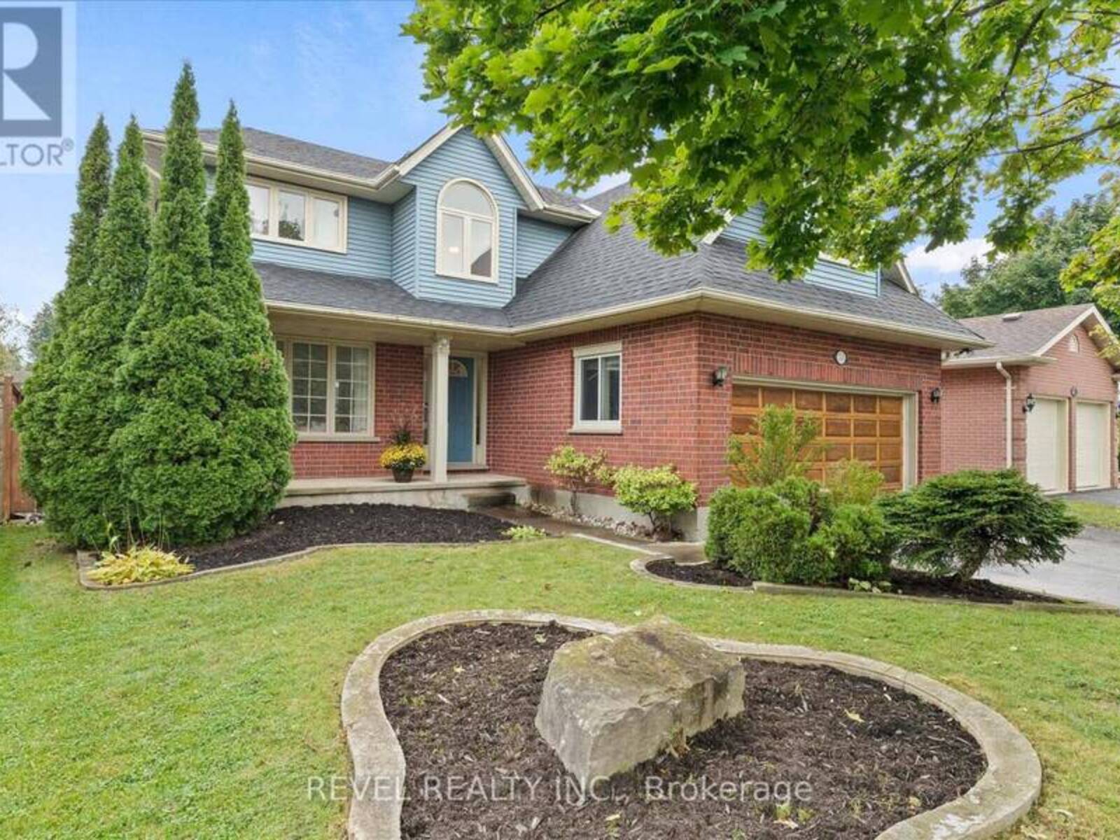 51 NAPOLEON DRIVE N, London, Ontario N5V 4A9
