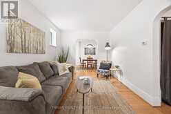 21 WOLSELEY AVENUE | London Ontario | Slide Image Eight