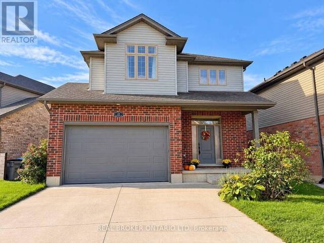 22 QUEENSWAY DRIVE Strathroy-Caradoc Ontario, N7G 4M3 - 4 Bedrooms Home For Sale