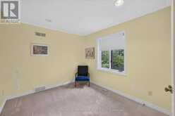 179 CARRIAGE HILL DRIVE N | London Ontario | Slide Image Thirty-one