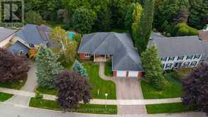 179 CARRIAGE HILL DRIVE N | London Ontario | Slide Image Four