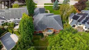 179 CARRIAGE HILL DRIVE N | London Ontario | Slide Image Six