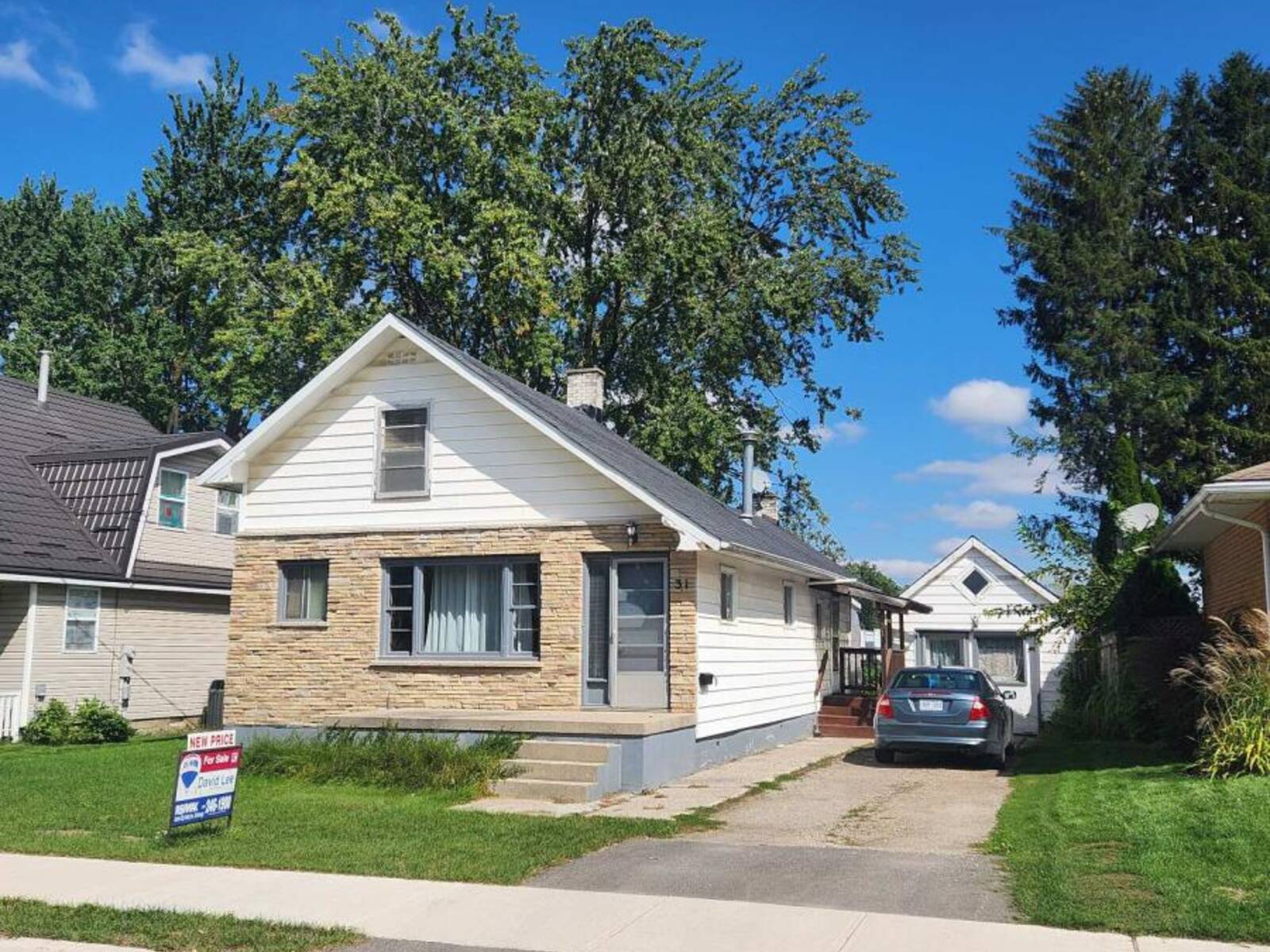 31 QUEEN STREET, Strathroy-Caradoc, Ontario N7G 2H5
