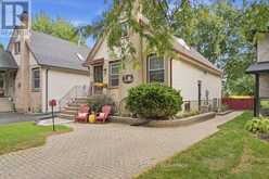 15 CHANCTON CRESCENT | London Ontario | Slide Image Five