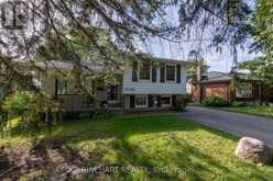 140 PAPERBIRCH CRESCENT | London Ontario | Slide Image Three