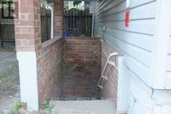 4 HENRY STREET | London Ontario | Slide Image Five