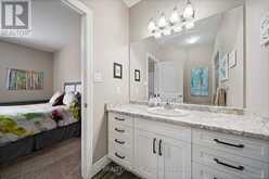 19 - 220 WALNUT STREET | Lucan Biddulph Ontario | Slide Image Thirty