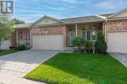 19 - 220 WALNUT STREET | Lucan Biddulph Ontario | Slide Image Four