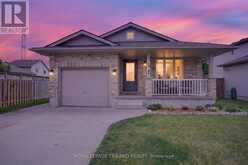 48 COTTONWOOD DRIVE | St. Thomas Ontario | Slide Image Two