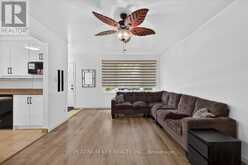 15 GARLAND CRESCENT | London Ontario | Slide Image Three