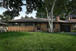 12 MOUNTSFIELD DRIVE | London Ontario | Slide Image One