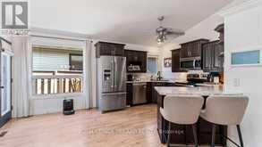 3 COTTONWOOD DRIVE | St. Thomas Ontario | Slide Image Ten