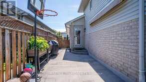 3 COTTONWOOD DRIVE | St. Thomas Ontario | Slide Image Thirty
