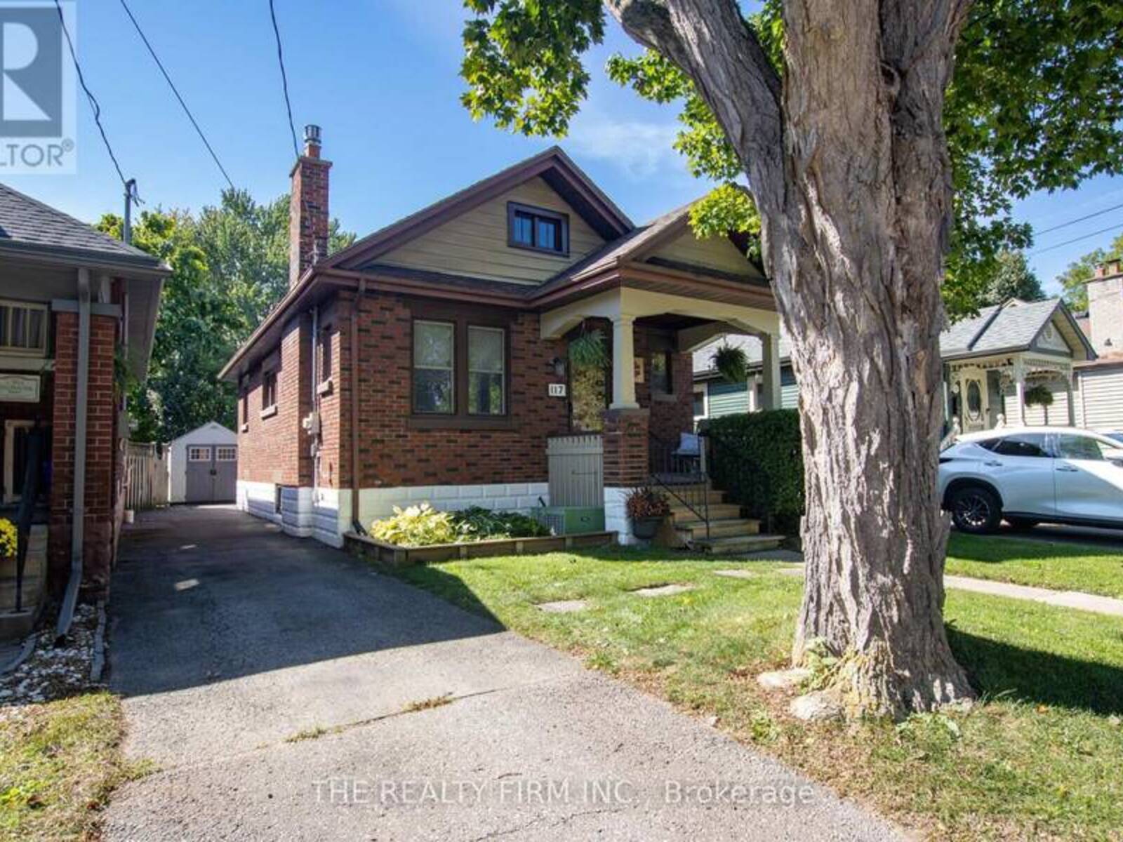 117 THORNTON AVENUE, London, Ontario N5Y 2Y6