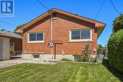407 VERMONT AVENUE | London Ontario | Slide Image Forty-six